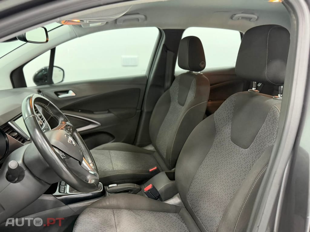 Opel Crossland 1.2 Business Edition