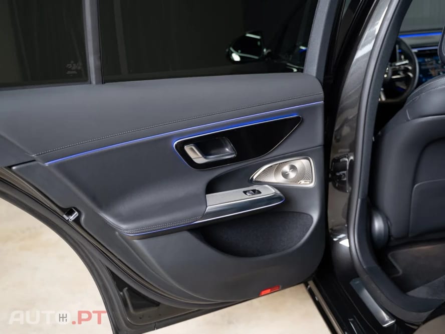 Mercedes-Benz E 300 9G-TRONIC AMG Line