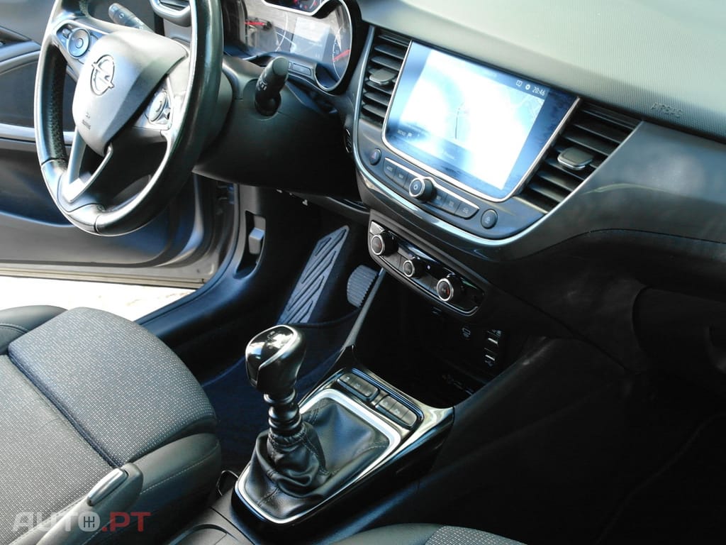 Opel Crossland X 1.2 T Innovation