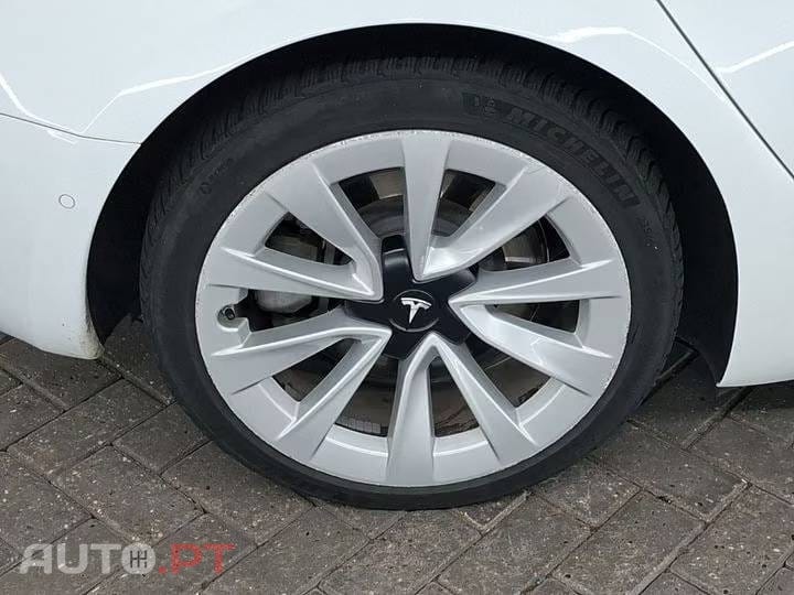 Tesla Model 3 Standard RWD Plus