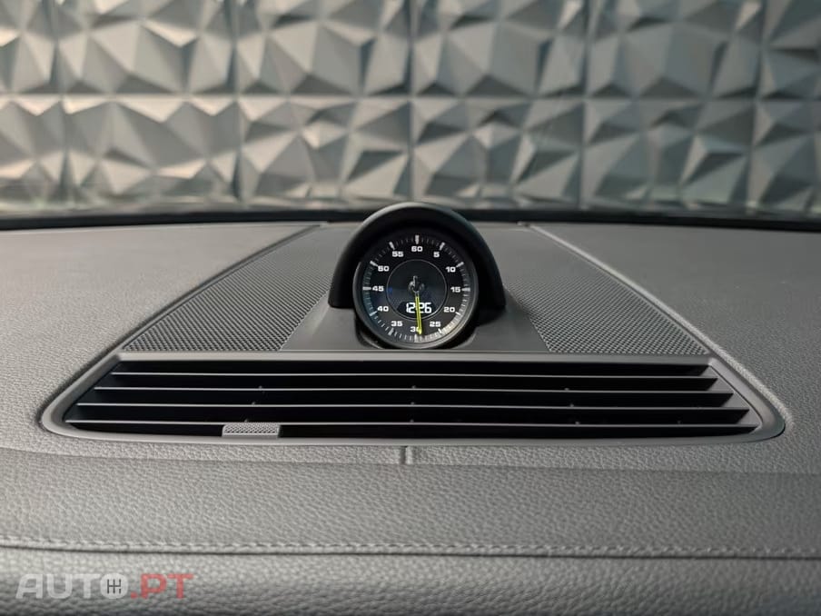 Porsche Panamera 4 E-Hybrid
