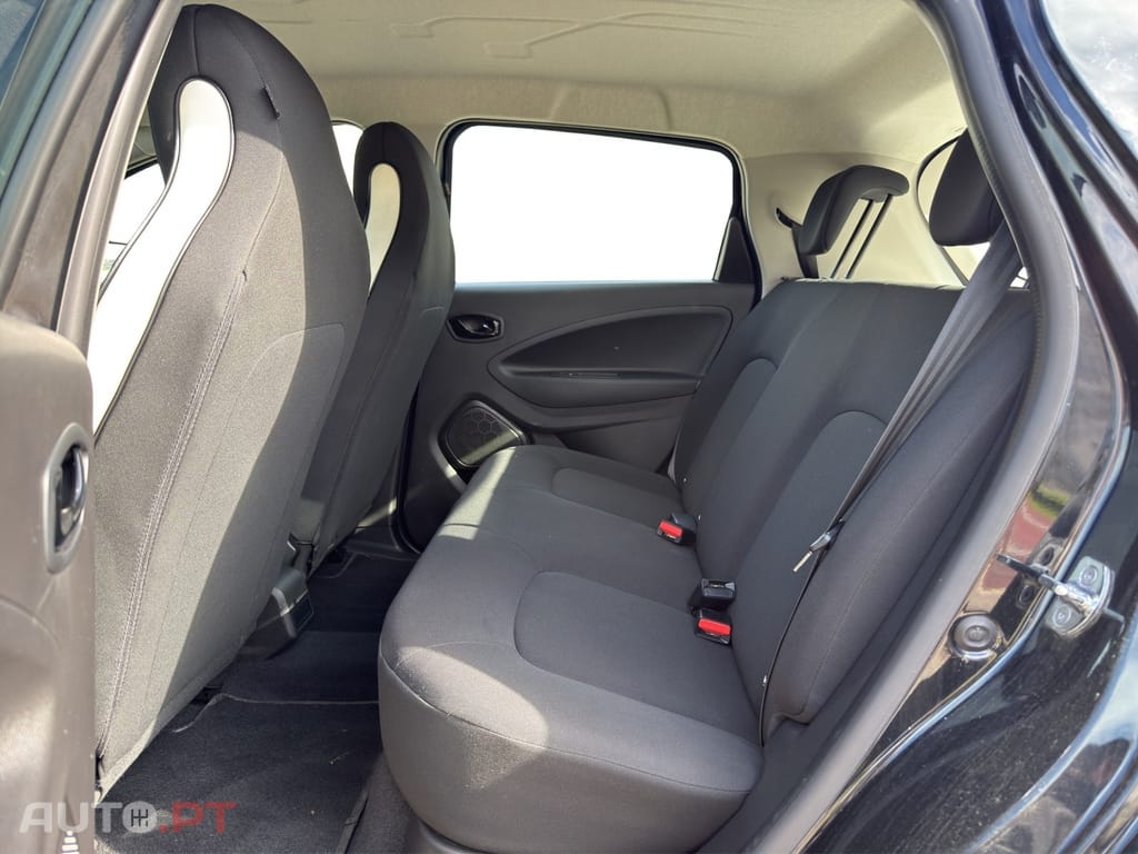 Renault Zoe (c/ Bateria) EV 50 110hp Equilibre