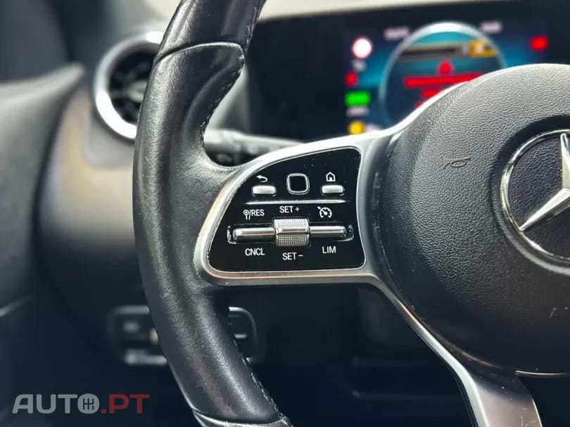 Mercedes-Benz GLA 250 e 8G-DCT