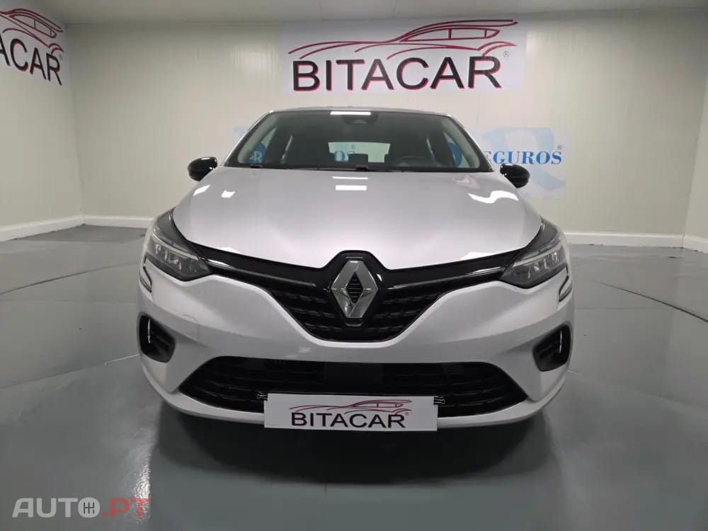 Renault Clio 1.0 TCe Evolution — fotografia 8