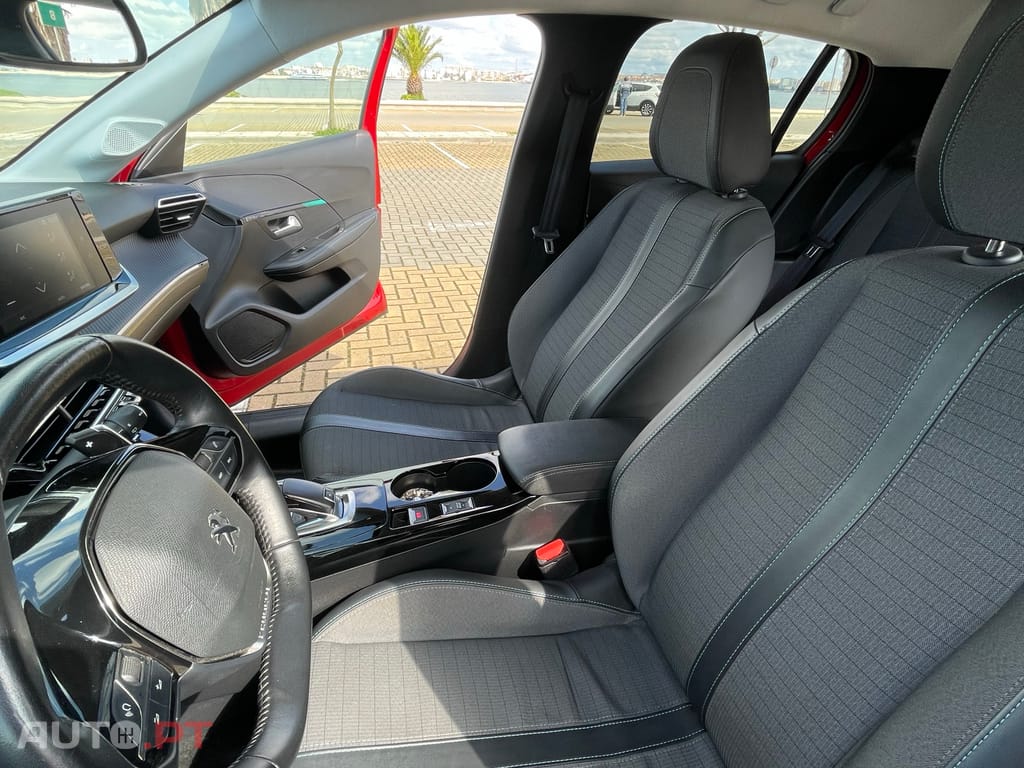 Peugeot 208 Allure Pack 1.2 Puretech