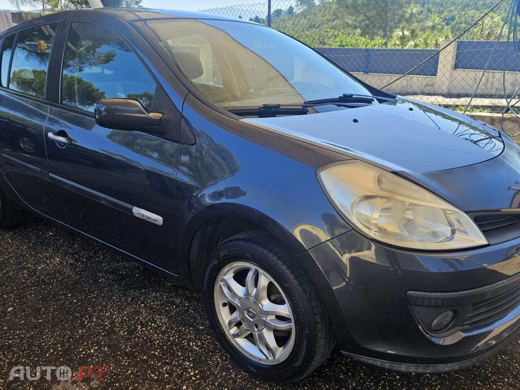 Renault Clio 1.2 16V Rip Curl II
