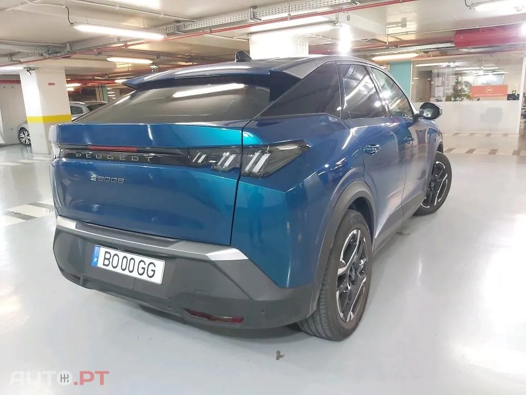 Peugeot E-3008 73 kWh Allure
