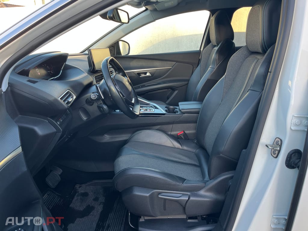 Peugeot 3008 1.5 BlueHDi Allure Pack EAT8