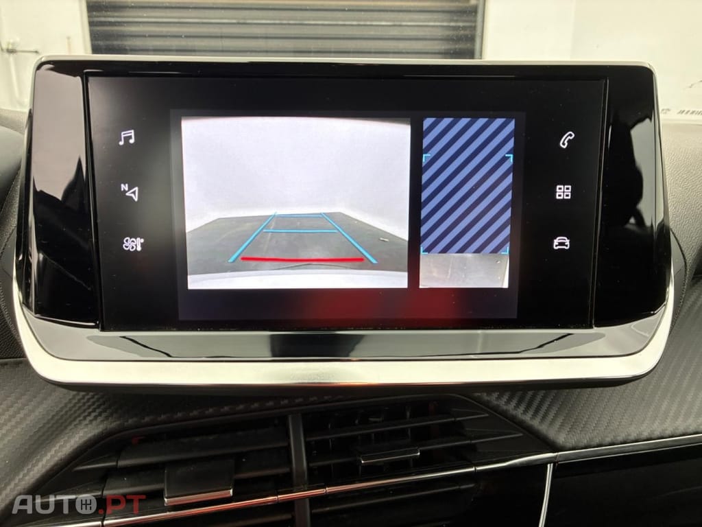 Peugeot 2008 1.2 PureTech Active Pack EAT8