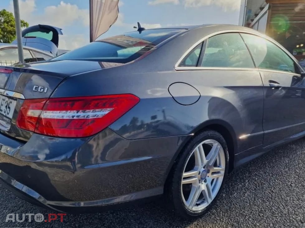 Mercedes-Benz E 250 CGI
