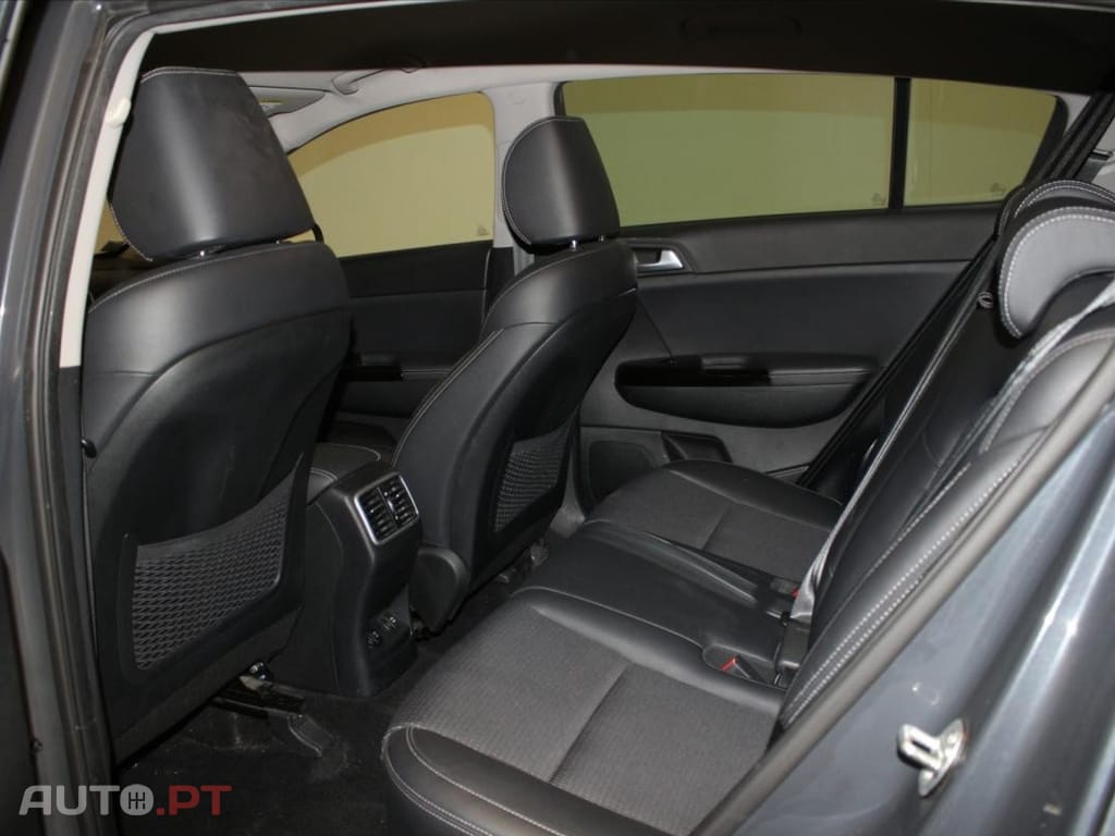 Kia Sportage 1.6 CRDi ISG MHEV Black Edition 7DCT