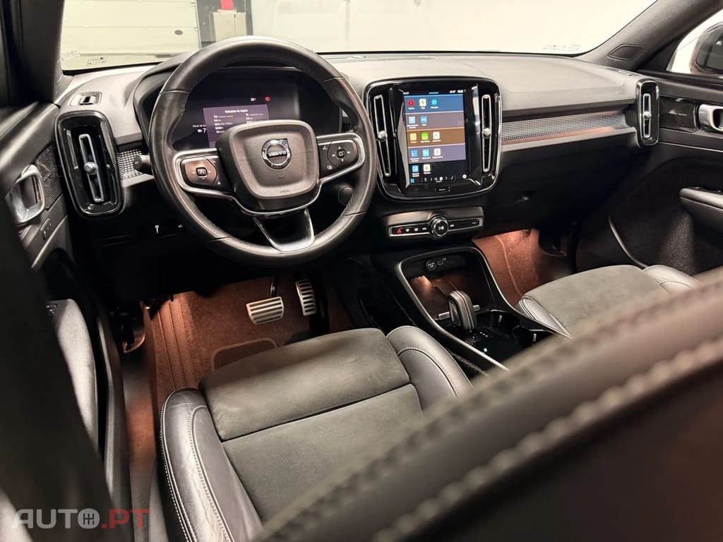 Volvo XC 40 P8 AWD Recharge RDesign — fotografia 20