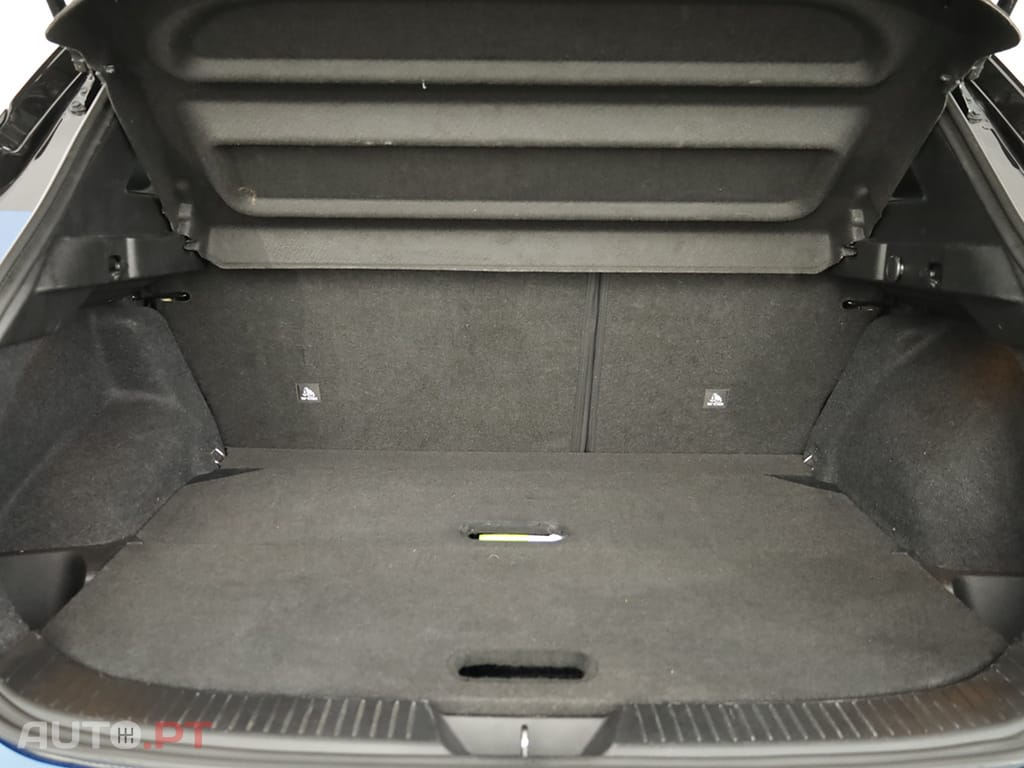 Nissan Qashqai Qashqai 1.3 DIG-T N-Connecta LED Xtronic