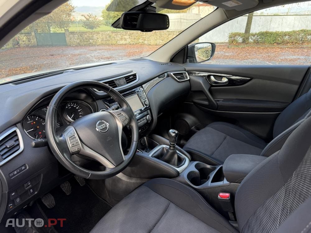 Nissan Qashqai 1.5 dCi N-Connecta Led