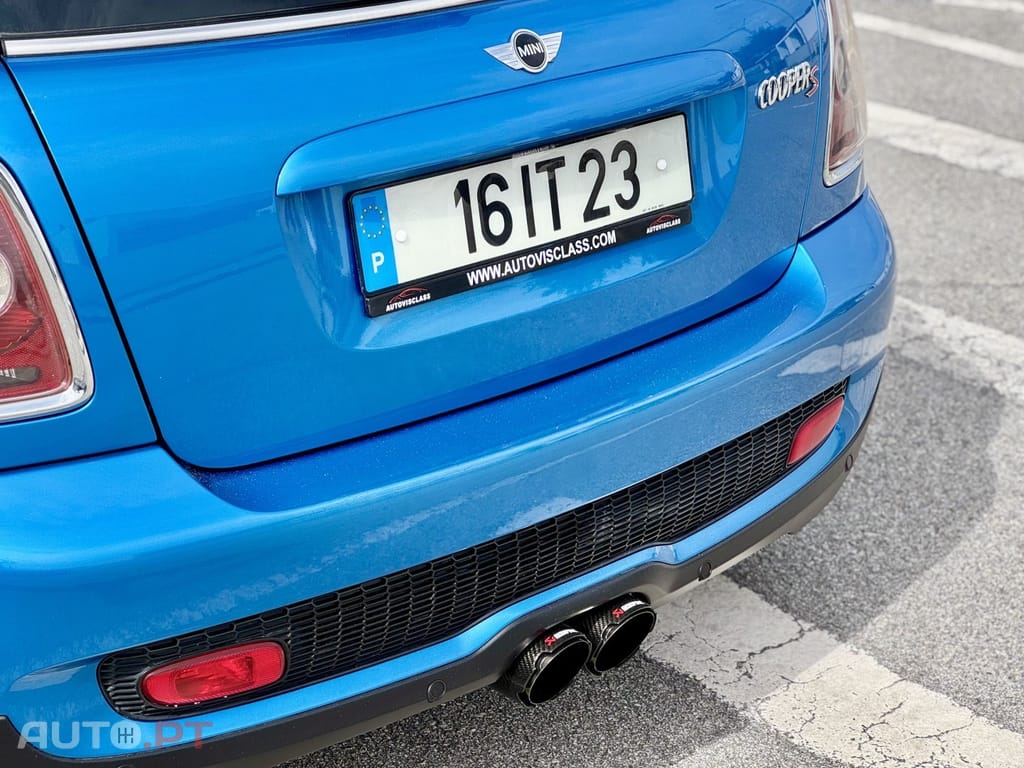 MINI Cooper Cooper S