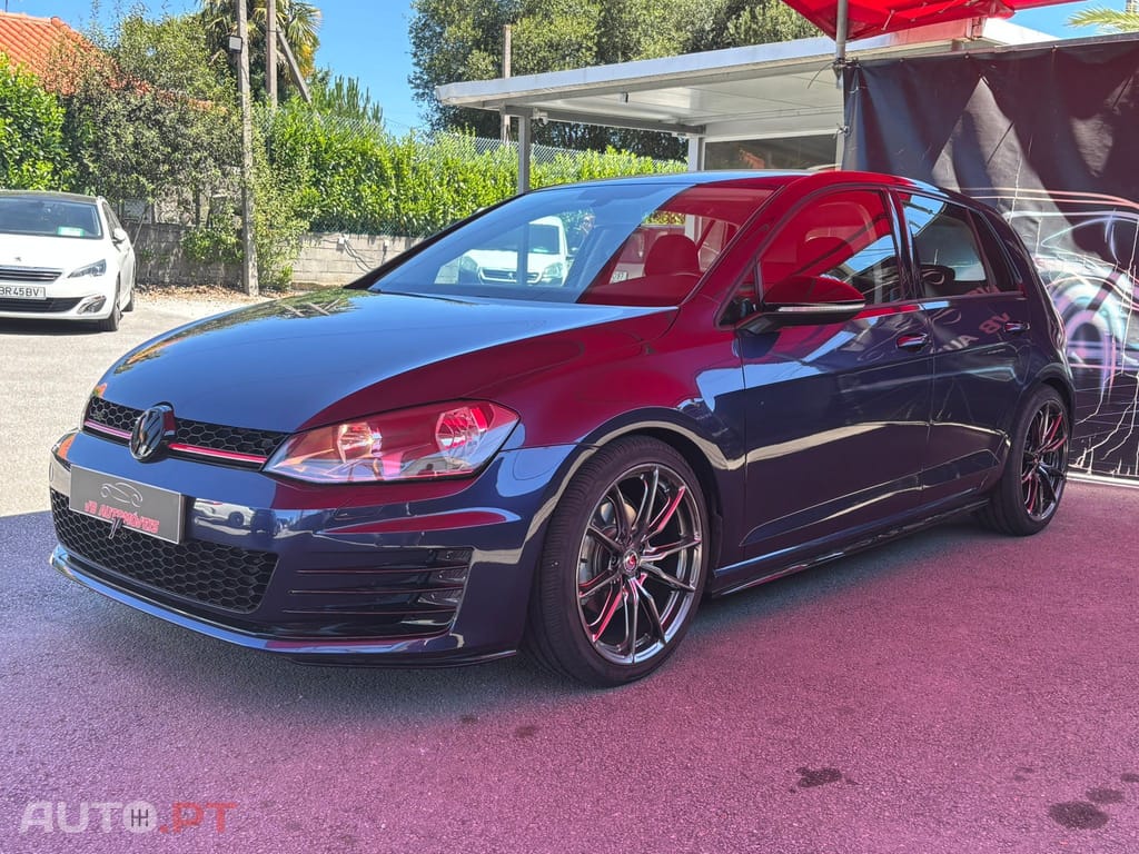 Volkswagen Golf 1.6 TDi BlueMotion Confortline