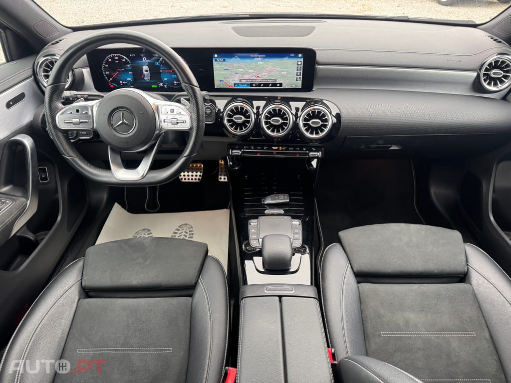 Mercedes-Benz A 250 e AMG Line