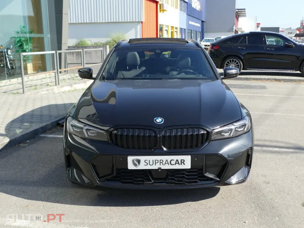 BMW 330 e Pack Desportivo M Auto