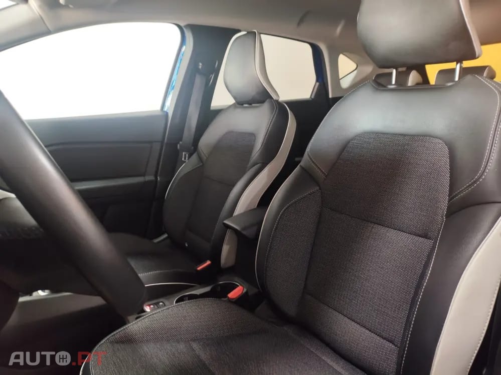 Renault Captur 1.6 E-Tech Plug-In Hybrid Techno