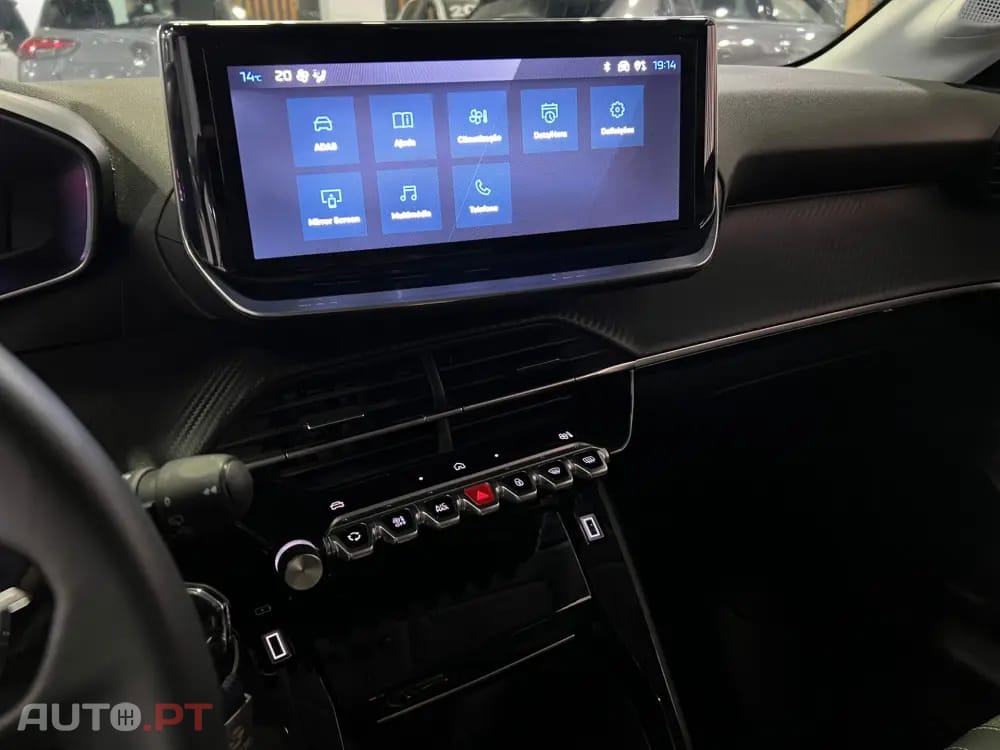 Peugeot 208 1.2 Hybrid Allure e-DCS6