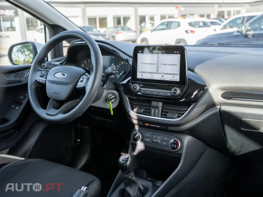 Ford Fiesta 1.1 Ti-VCT Connected