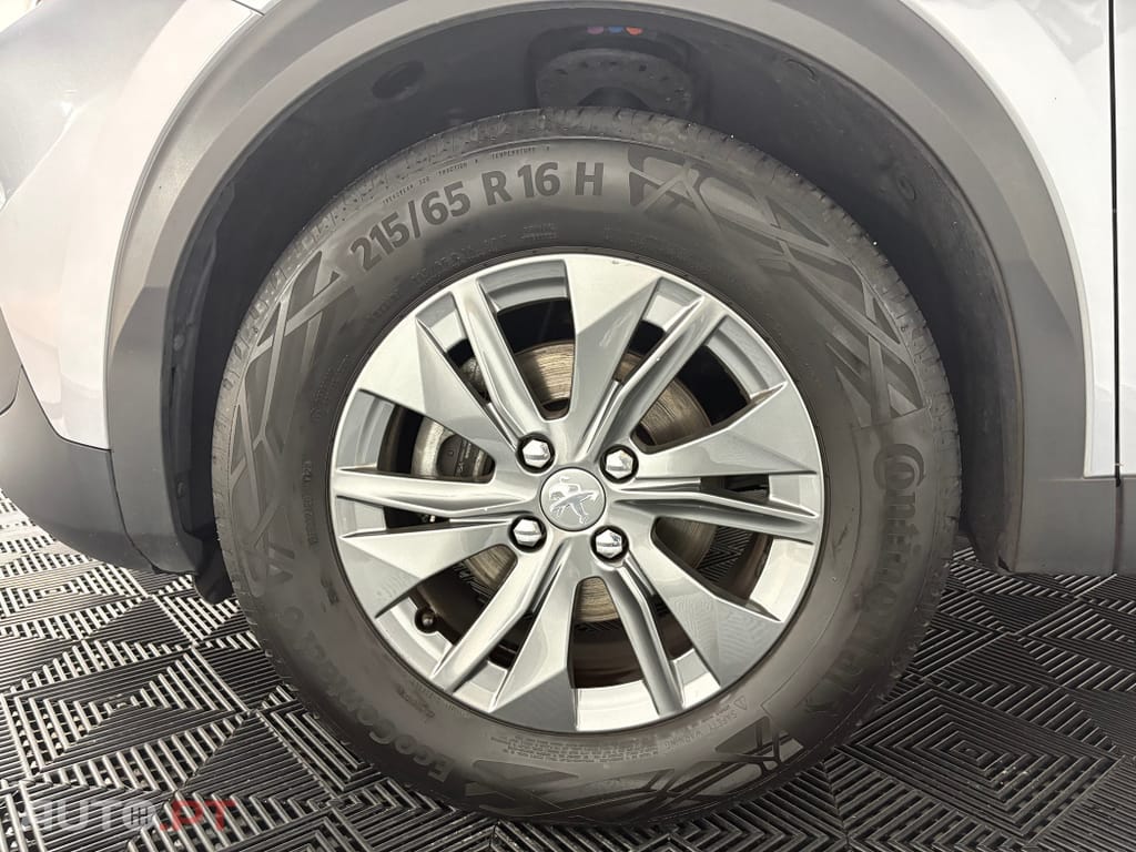 Peugeot 2008 1.2 PureTech Active Pack EAT8