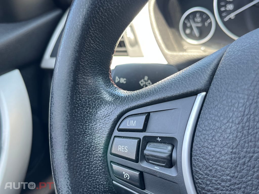 BMW 318 d Touring Aut. Sport Line