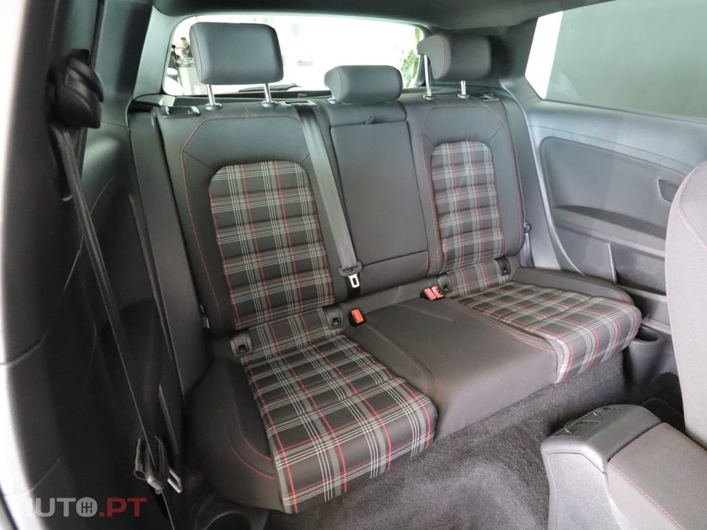 Volkswagen Golf GTI Performance