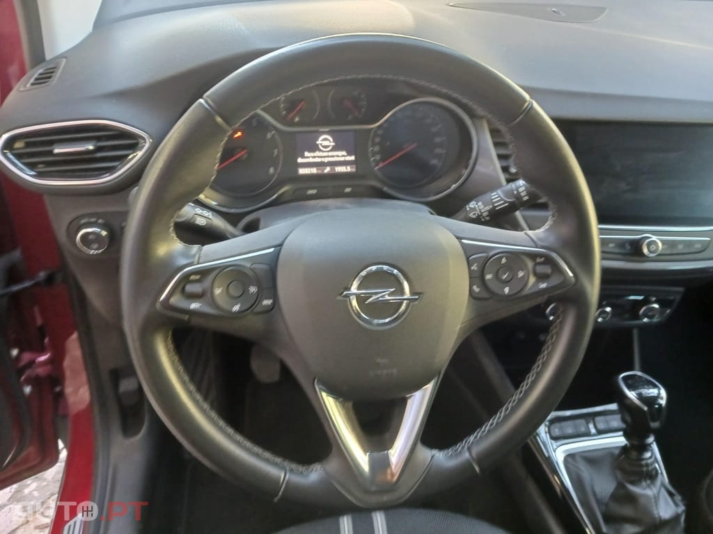 Opel Crossland 1.2 T Design & Tech