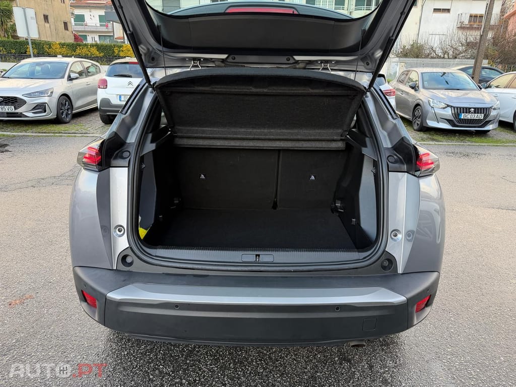 Peugeot 2008 1.2 PureTech Style