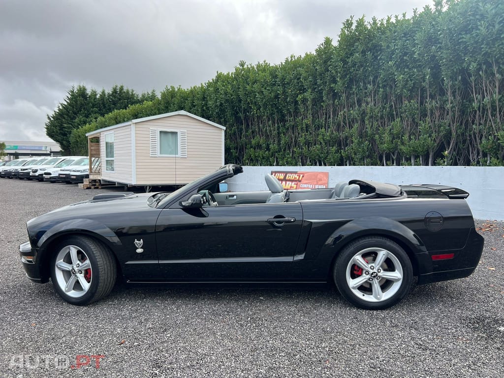 Ford Mustang CABRIO