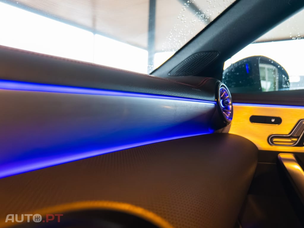 Mercedes-Benz CLA 250 e AMG Line