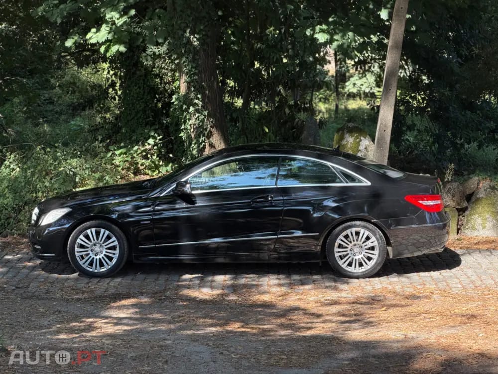 Mercedes-Benz E 220 (BlueTEC) d 9G-TRONIC