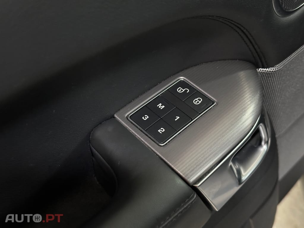 Land Rover Range Rover Sport 2.0 Si4 PHEV HSE Silver