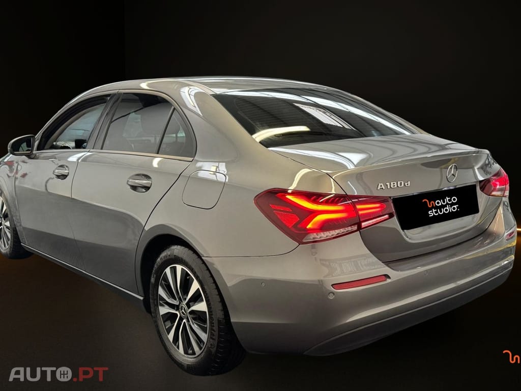 Mercedes-Benz A 180 Business Solution