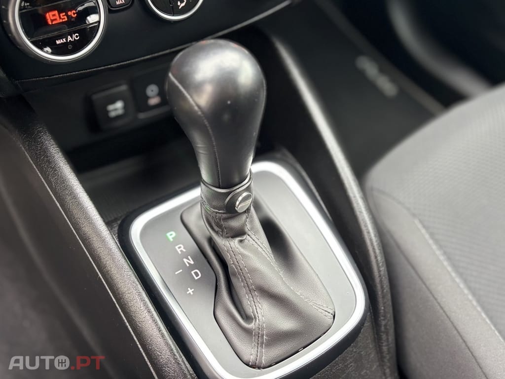 Fiat Tipo 1.6 M-Jet Lounge J17 DCT