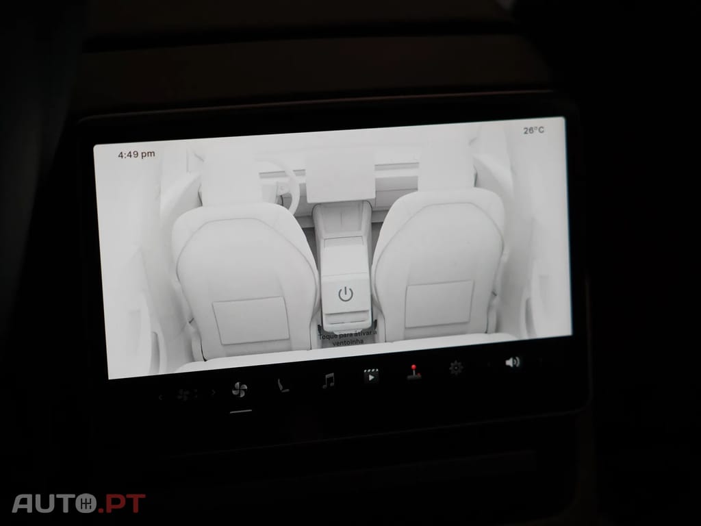Tesla Model 3 Tração Traseira