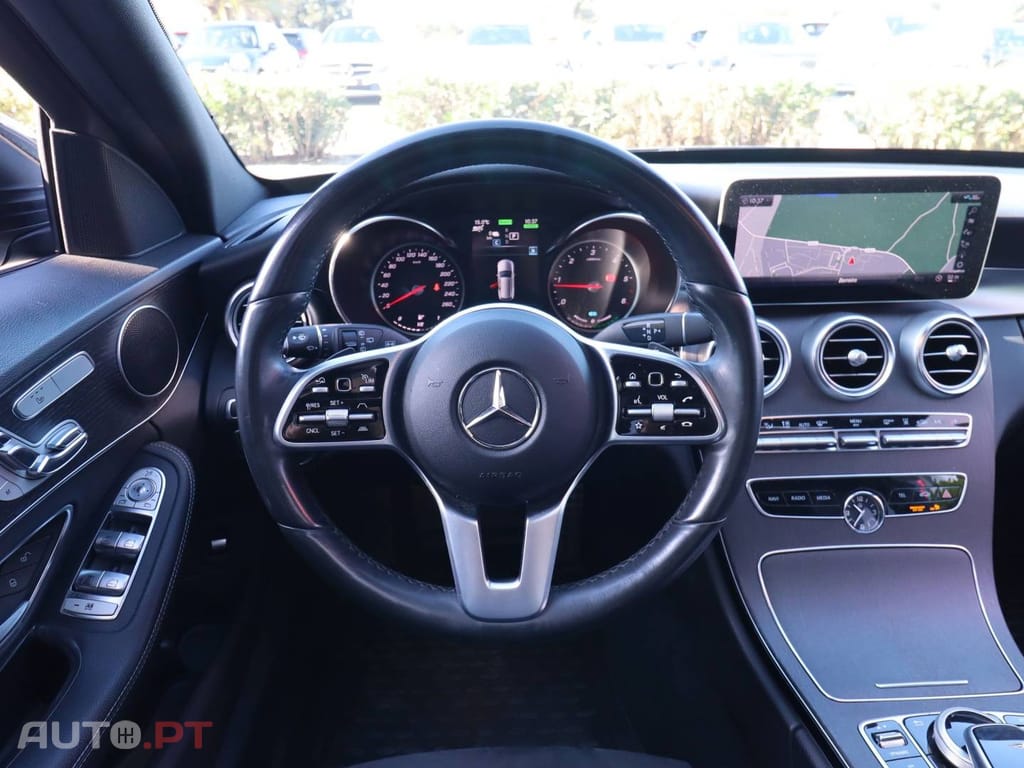 Mercedes-Benz C 300 BlueTEC Hybrid AMG Line