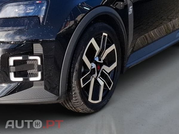 Renault 5 EV52 techno 150 cv autonomia comfort