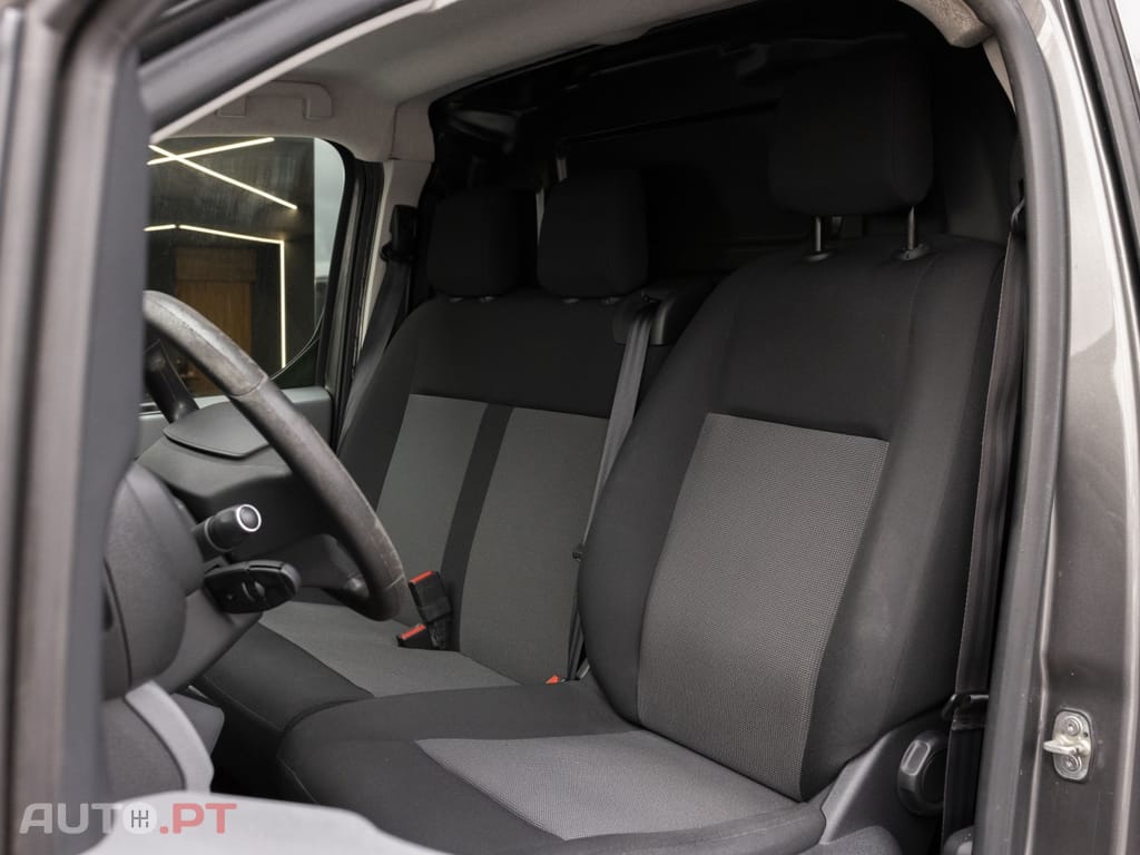 Citroen Jumpy 2.0 BlueHDi XL Club Confort Semi-Vidrado