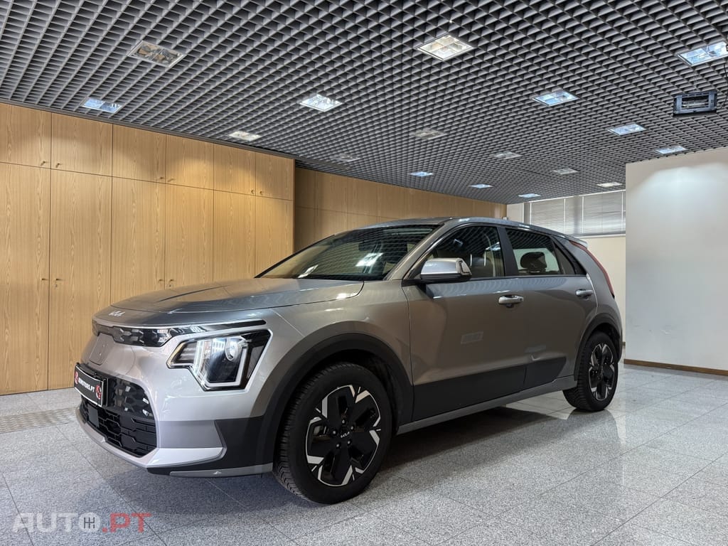 Kia Niro 64kWh Drive