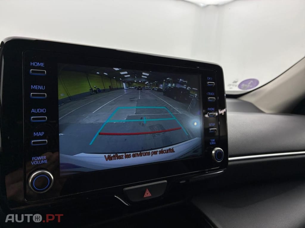Toyota Yaris Cross Hybrid Dynamic Business 2WD