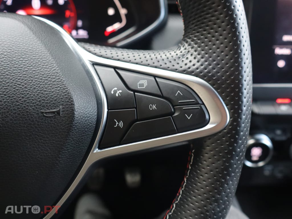 Renault Clio 1.0 TCe RS Line