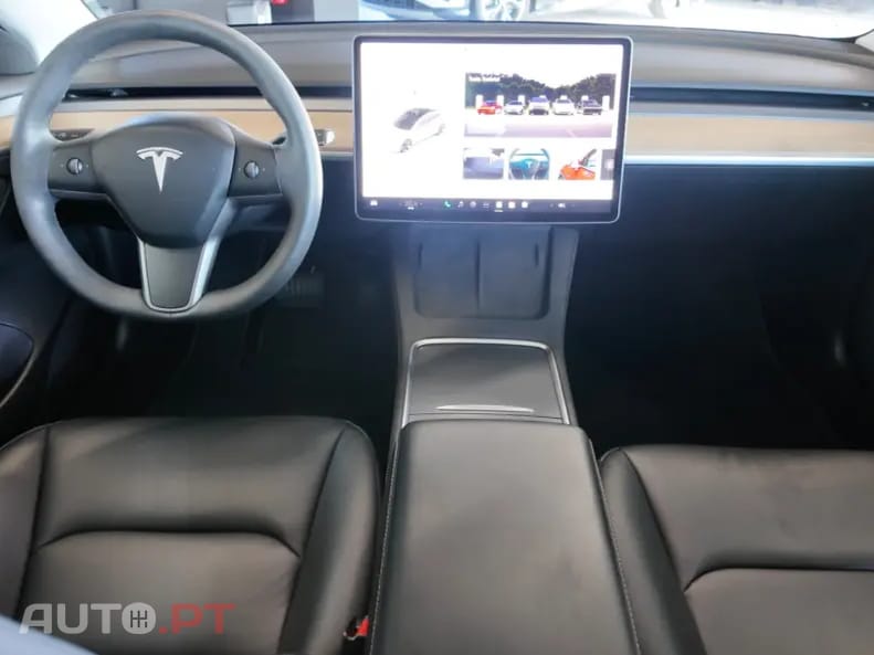 Tesla Model 3 Standard Range Plus RWD