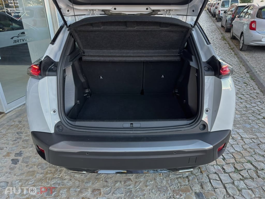 Peugeot 2008 1.2 Hybrid Allure e-DCS6