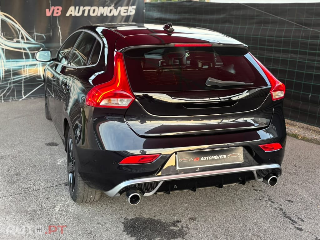 Volvo V40 1.6 D2 R-Design