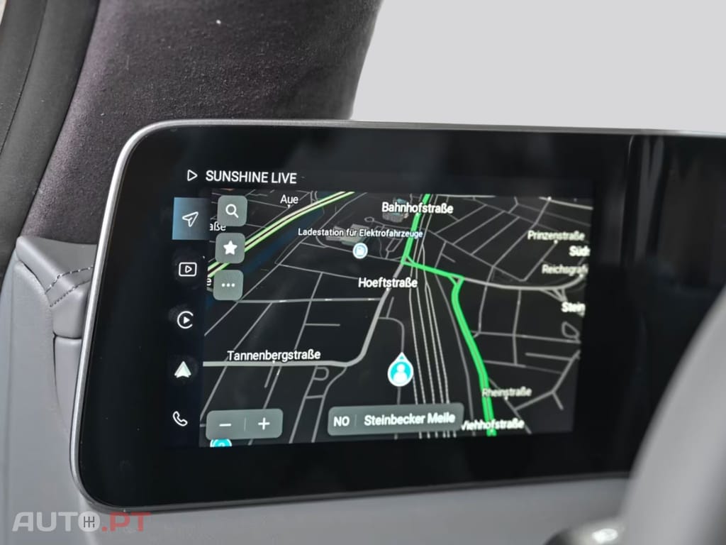 MG Cyberster E-Roadster 