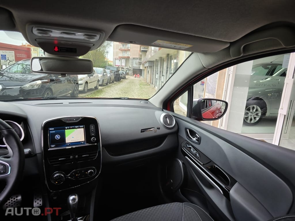 Renault Clio Sport Tourer 1.2 TCE GT EDC