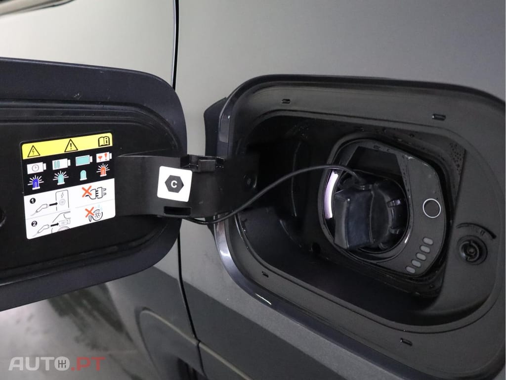 Jeep Compass Limited 1.3 TG Plug In Hybrid 4Xe