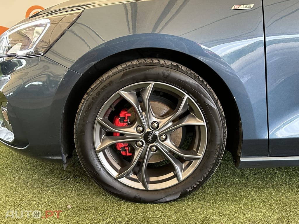 Ford Focus 1.0 EcoBoost MHEV ST-Line